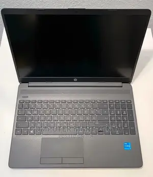 New Laptop HP 250 G8 16GB Intel Core i7 SSD 512GB