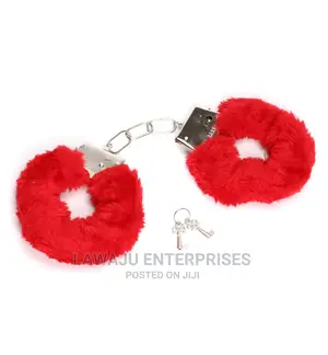 Fluffy Cuffs With Keys
