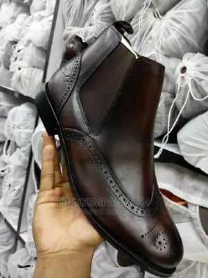 Top Quality Designer Brand Leather Official Boots
