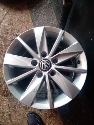 Size 15 Inches Vw Alloy Rims Set