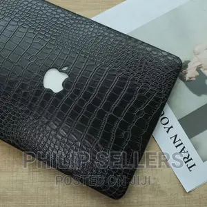Black Crocodile Print Macbook Hard Case Vegan Leather Macboo