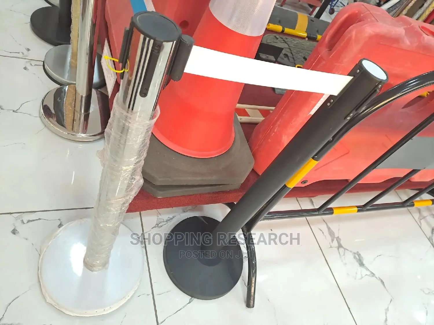 Retractable Queue Barriers Various Types And Options