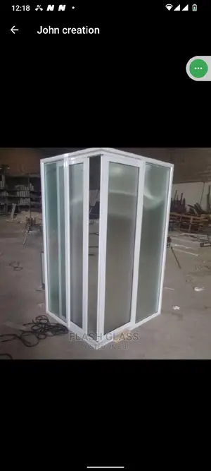 Aluminium Shower Cubicle