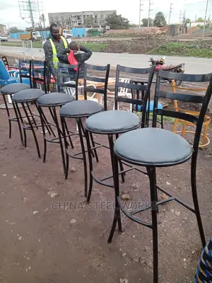 Sinataabu Chairs