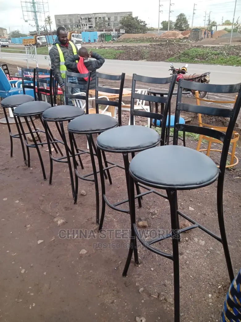 Sinataabu Chairs