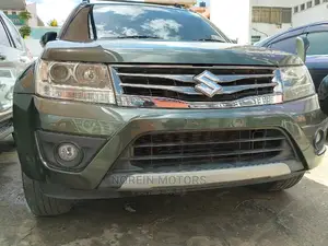 Suzuki Escudo 2015 Green