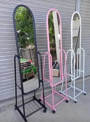 *Dressing Mirror With Wheels /-*