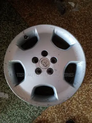 Toyota Cluger 17 Inch Rim