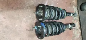 Front Shock Absorber Mitsubishi Pajero Shogan