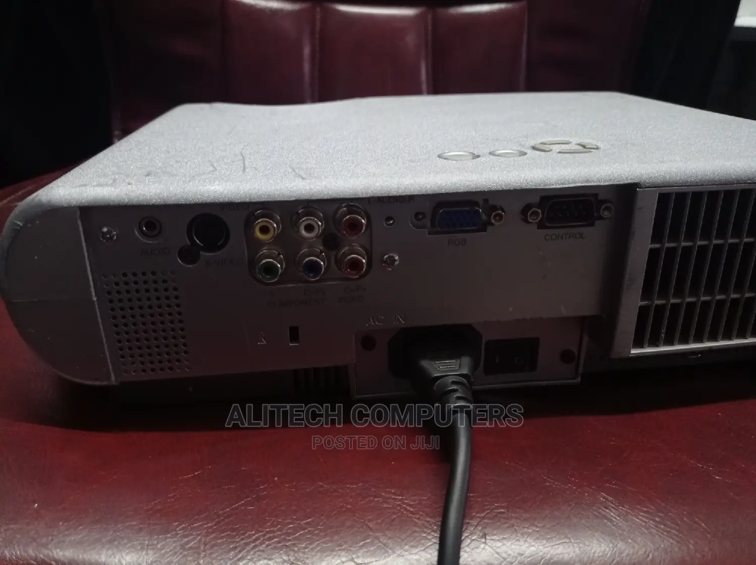 Hitachi S210t