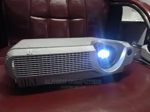 Hitachi S210t