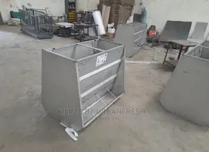 Automatic Pig Feeder.