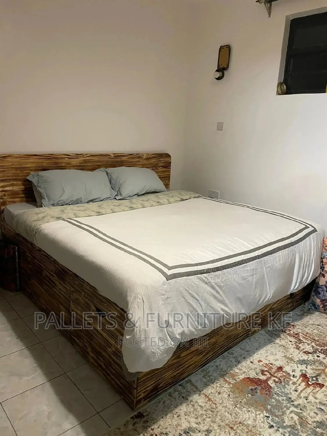 5 by 6 Drawer Bed 0876