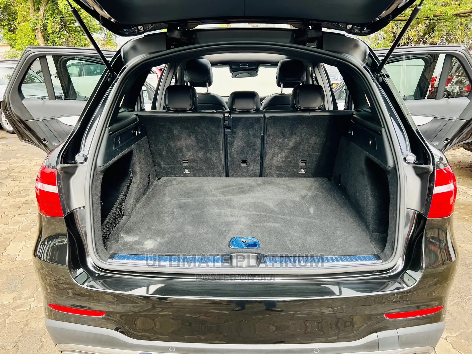 Mercedes-Benz GLC-Class 2017 Black
