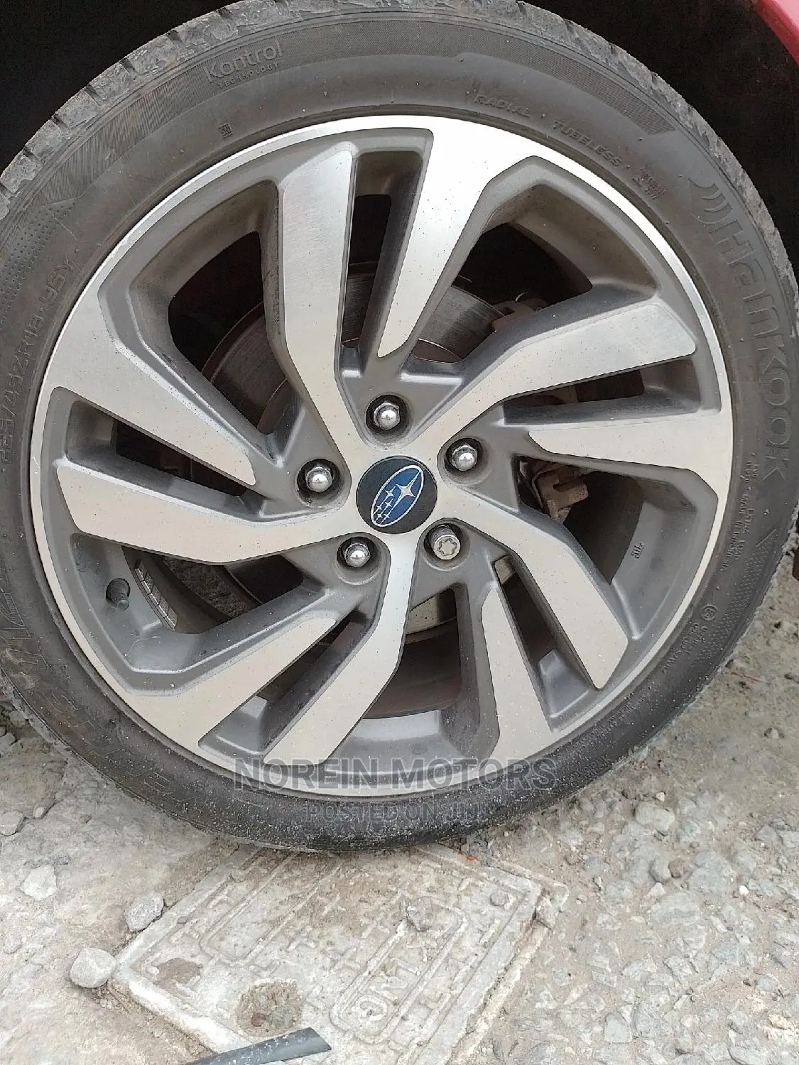 Subaru Levorg 2016 Red