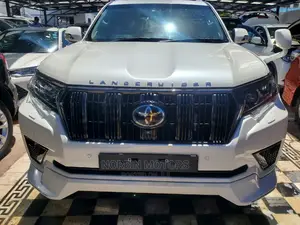 Toyota Land Cruiser Prado 2018 Pearl