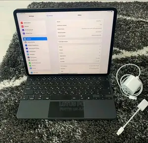 Apple iPad Pro 12.9 (2017) 128 GB Gray