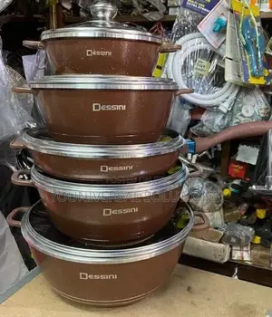 Brand New 12pcs Desini Cookware Set