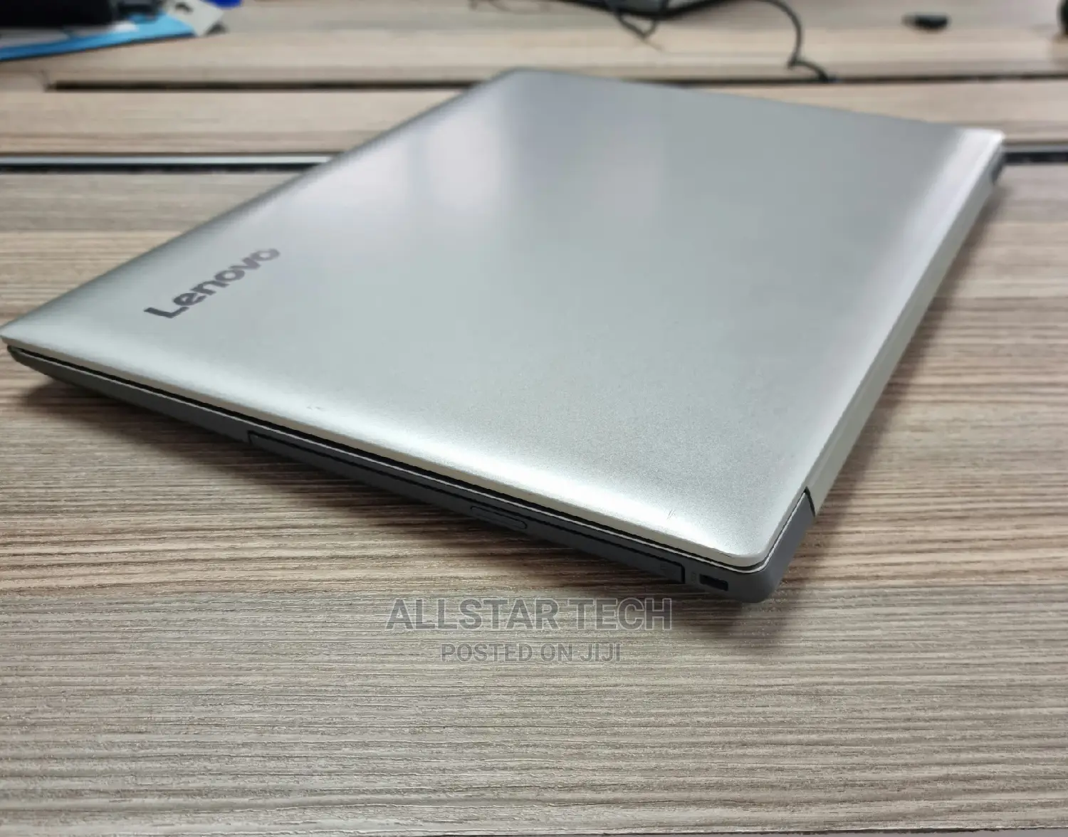 Laptop Lenovo IdeaPad 320 8GB Intel Core I7 HDD 1T
