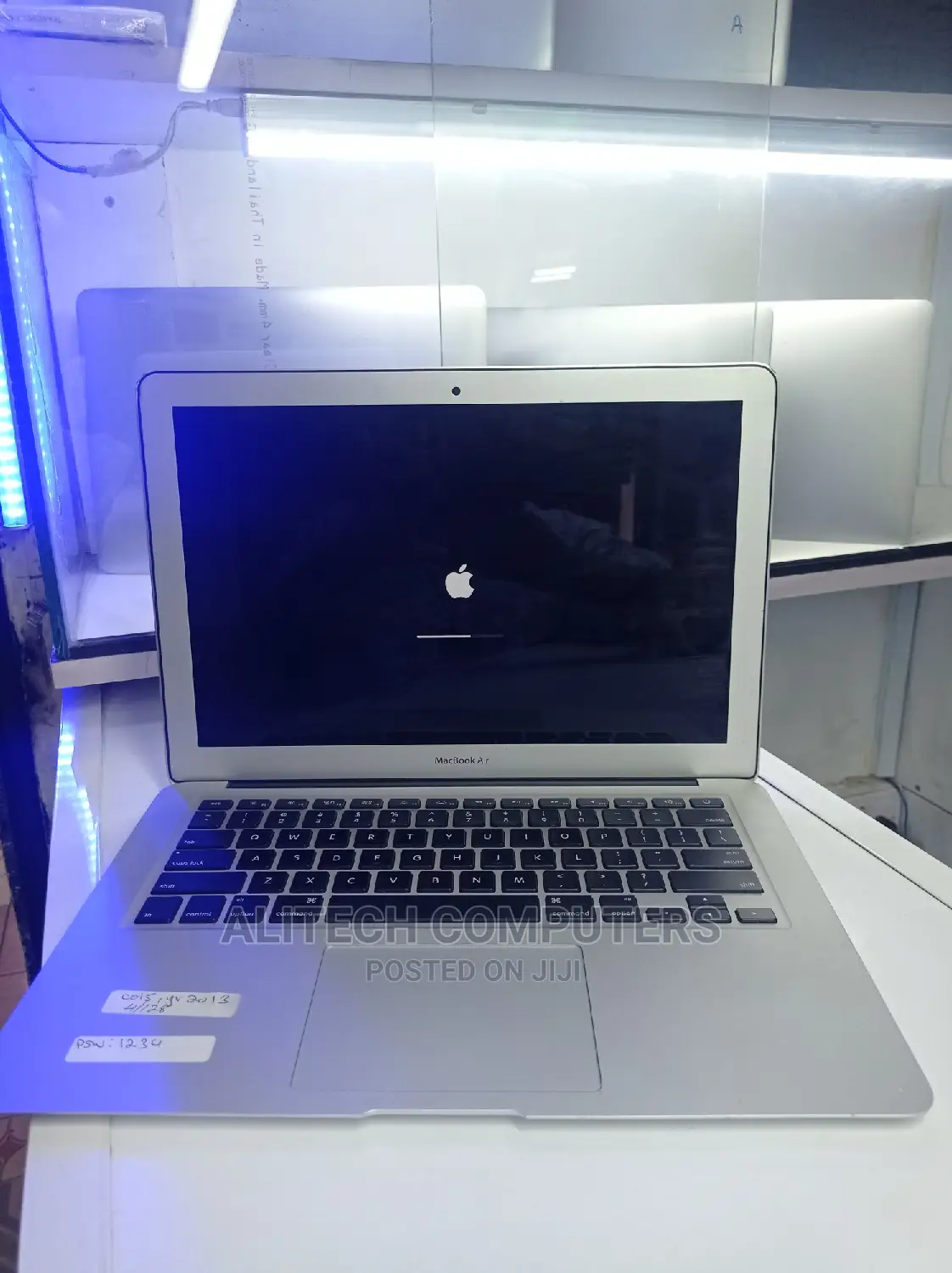 Laptop Apple MacBook 2013 4GB Intel Core I5 SSD 128GB