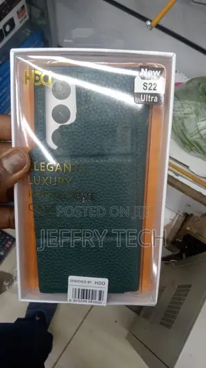Samsung Galaxy S22 Ultra Leather Cover, Green