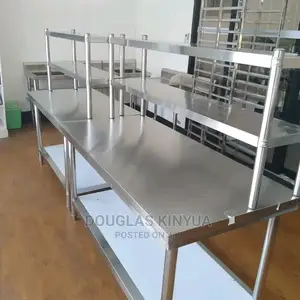 Stainless Steel Working Table: 