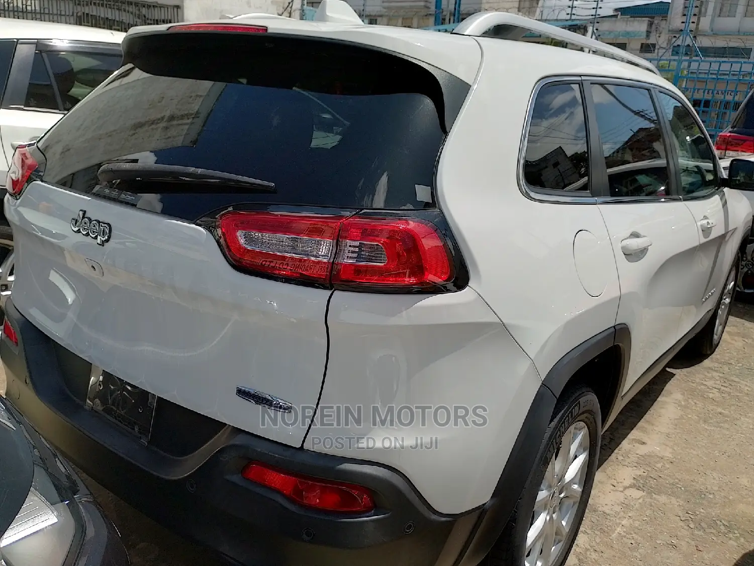 Jeep Cherokee 2015 White