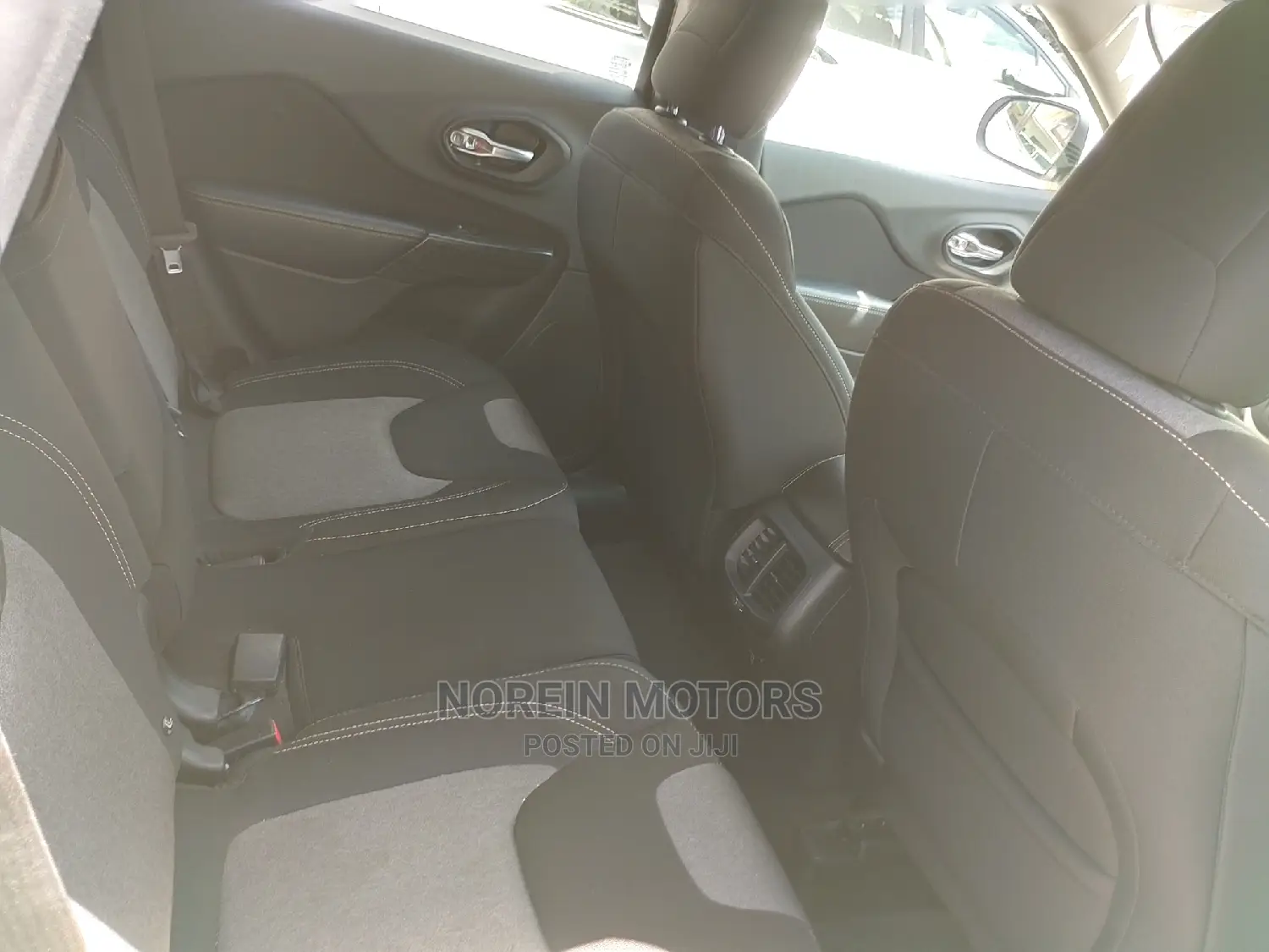 Jeep Cherokee 2015 White