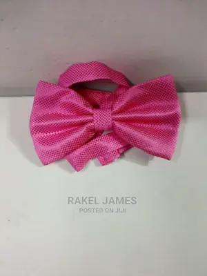 Peach Bow Tie