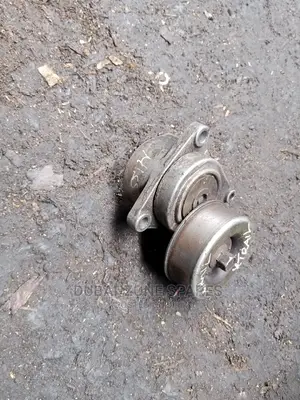 Tensioner Qr20,Yd25,Zd30 Nissan X-Trail, Navara Available.
