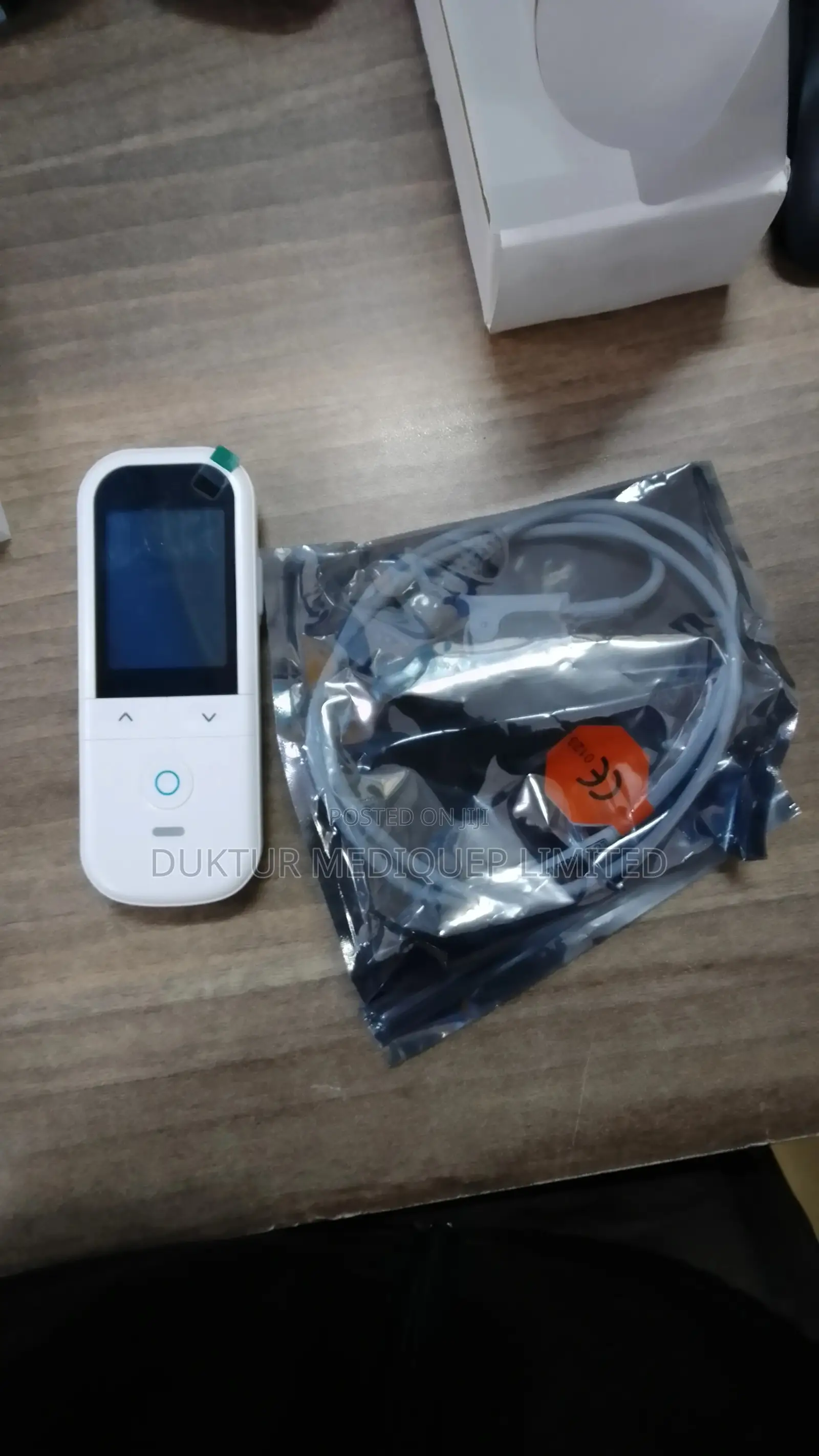Rechargeable Handheld Pulse Oximeter