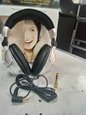 Headphones Behringer Hps3000