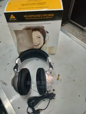 Headphones High-Performance Behringer