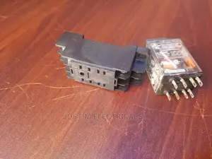 8pin 12A Schneider Relay