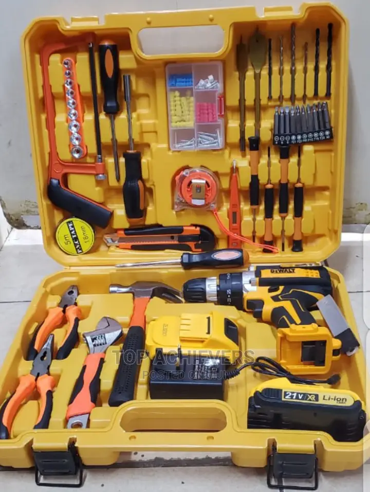 Dewalt Cordless Drill 21v With 2batteries and Charger