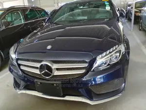 Mercedes-Benz C200 2015 Blue