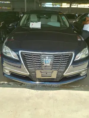 Toyota Crown 2015 Blue