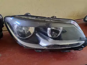VW Touran 2010 -2015 Nonxenon Headlights