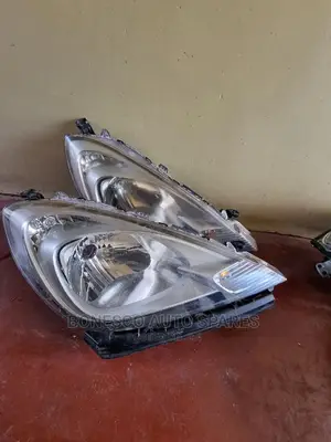 Honda Fit 2010-2013 Nonxenon Headlight