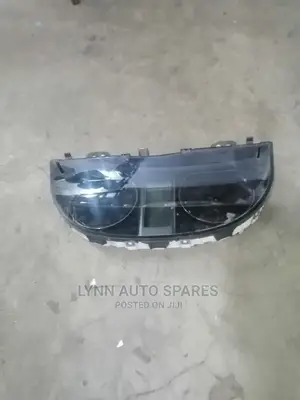 Toyota Premio 260 Speedometer Clock