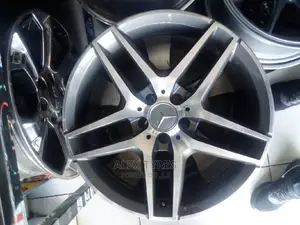 Size 19 Inches Mercedes Benz Alloy Rims Set