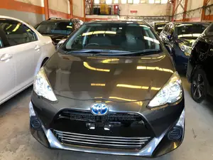 Toyota Aqua 2019 Gray