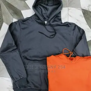 Plain Hoodie Available Price: Heavy Material