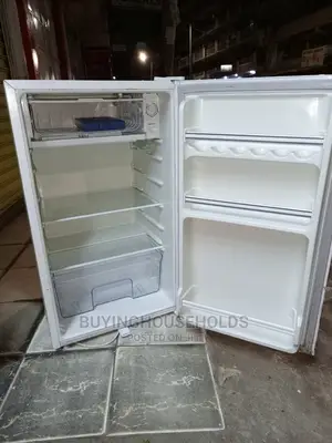 Ramtons 90l Fridge(White)