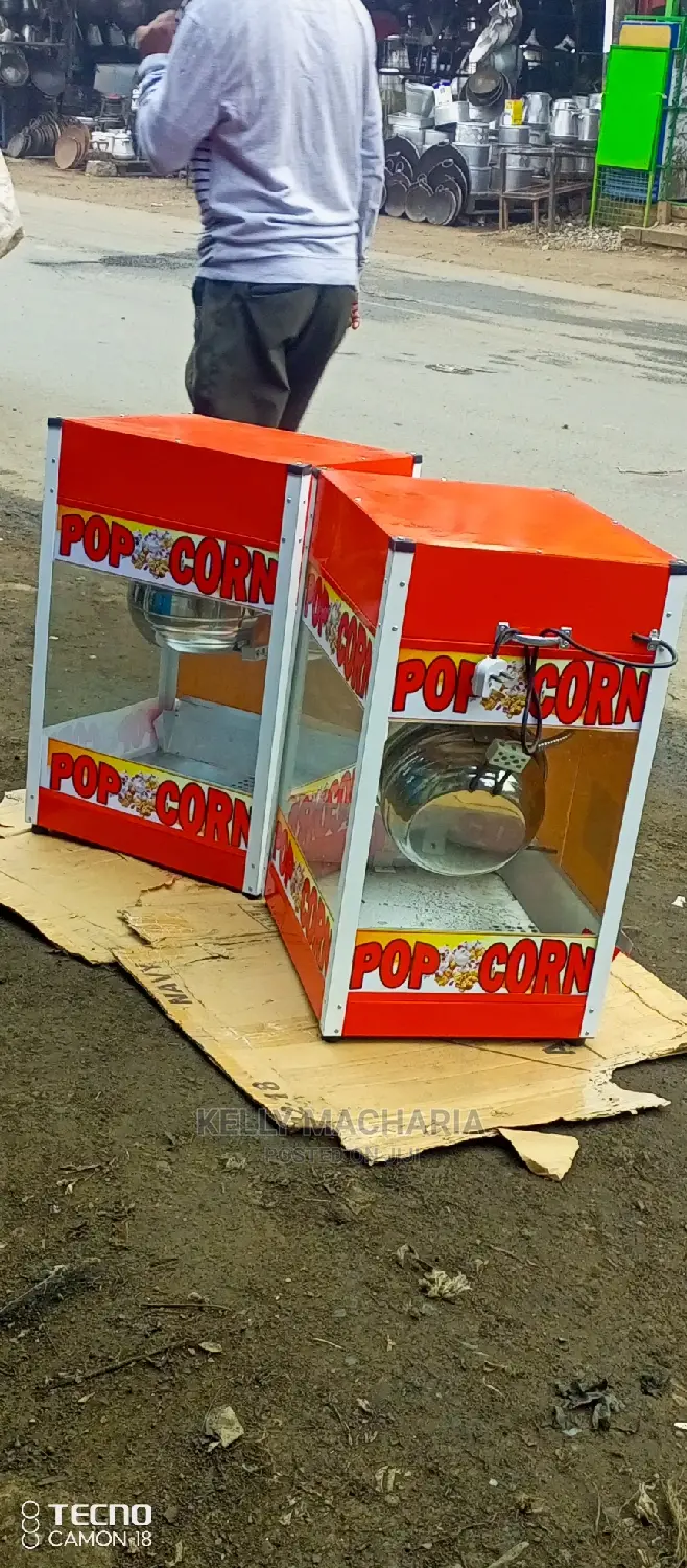 Popcorn Poppers Machines