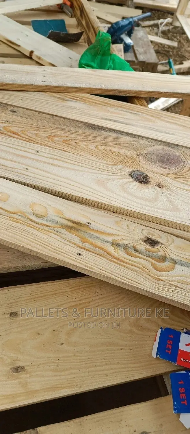 Pallets Pieces