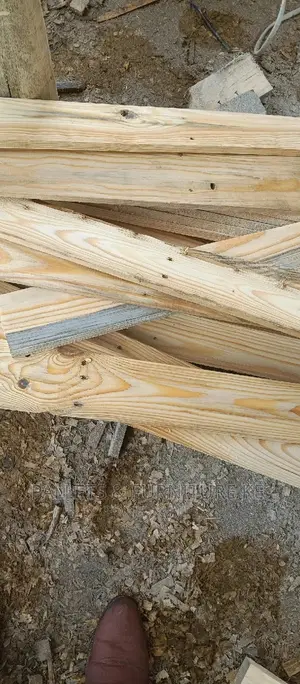 4 Ft Pallets Pieces