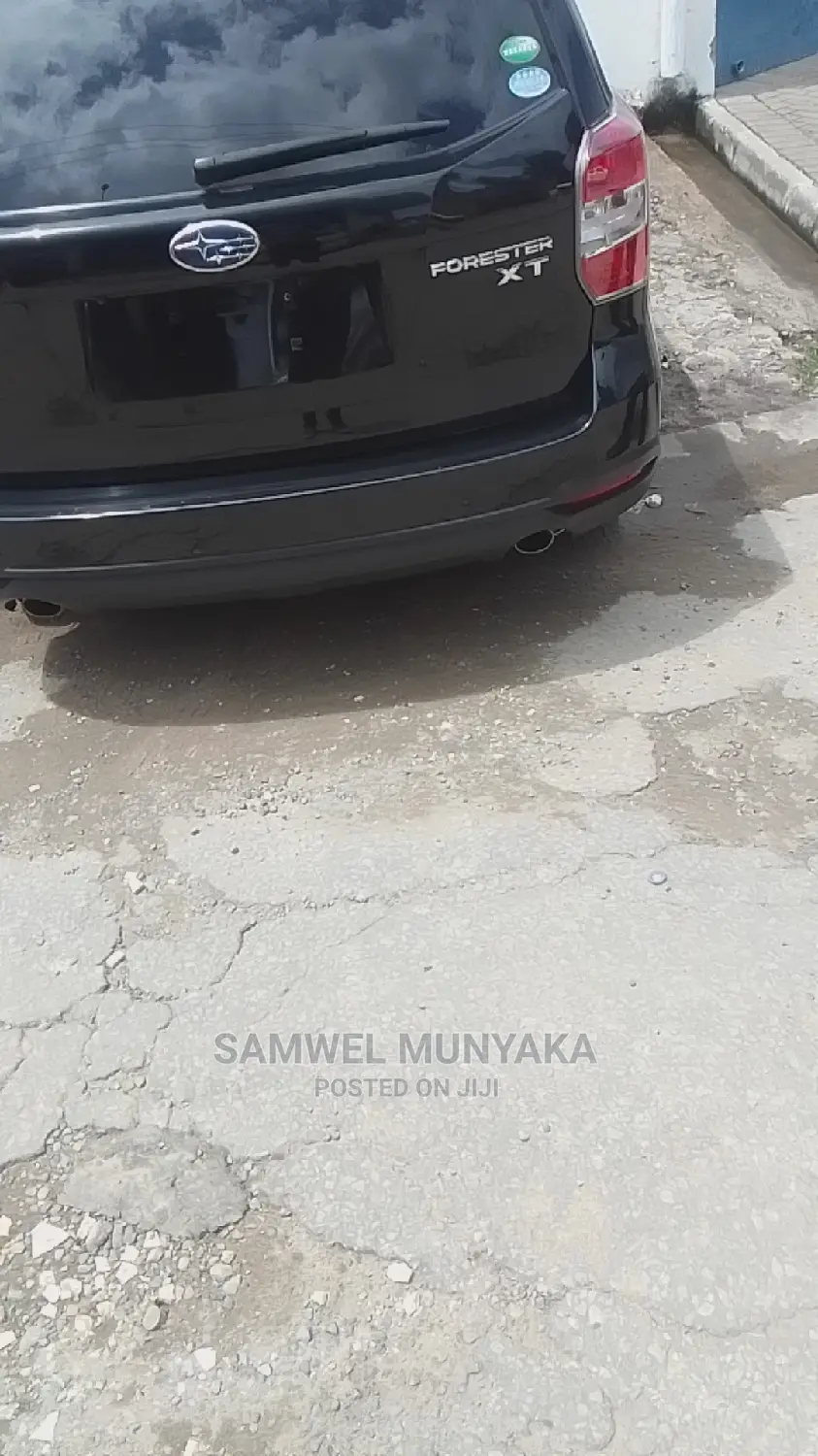 Subaru Forester 2015 Black