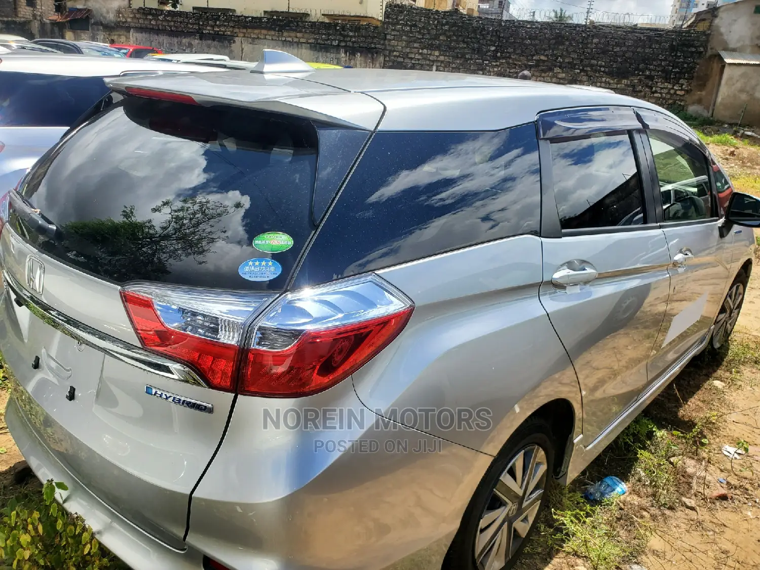 Honda Fit Shuttle 2016 Silver