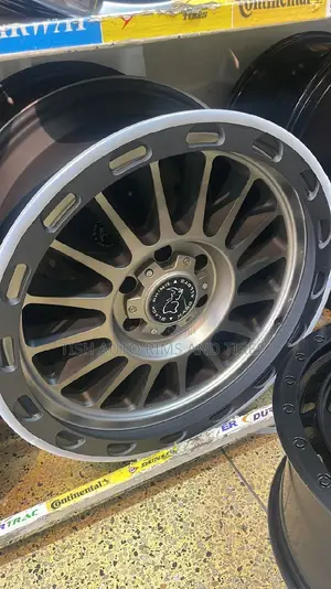 Offset Size 20 Inch Fitting Prado, Hilux,Fortuner